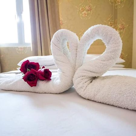 Hotel Sea Princess Телук Баханг Екстериор снимка