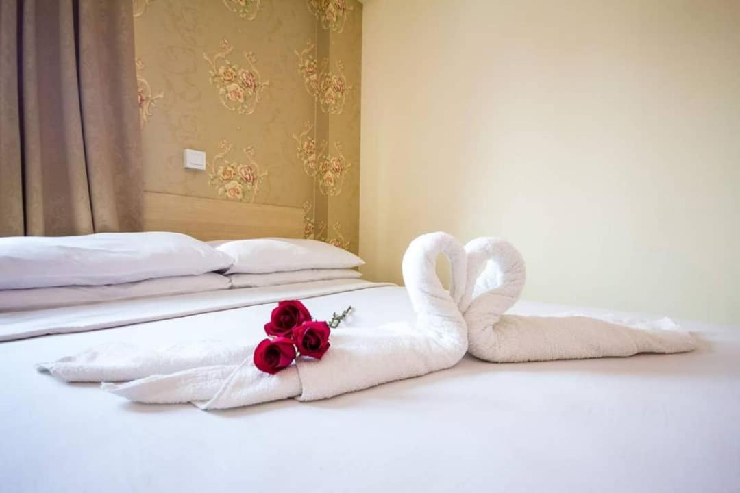 Hotel Sea Princess Телук Баханг Екстериор снимка